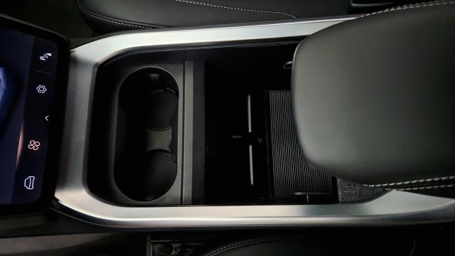 Used 2024 Lucid Air Pure RWD image 73