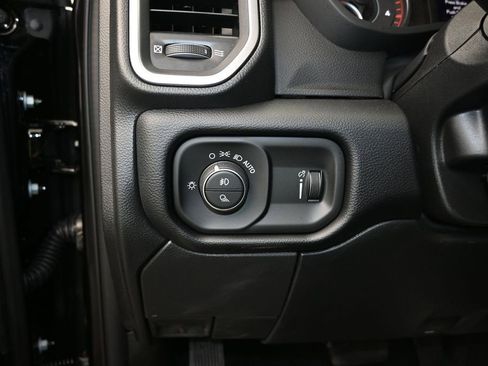 New 2026 RAM 3500 Big Horn AWD/4WD image 12