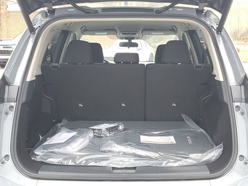 New 2026 Nissan Rogue SV image 7