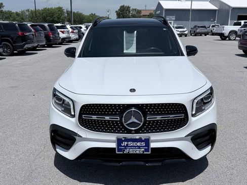 Used 2020 Mercedes-Benz GLB 250 w/ AMG Line image 7