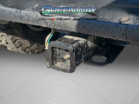 Used 2025 Jeep Wrangler Sport image 9