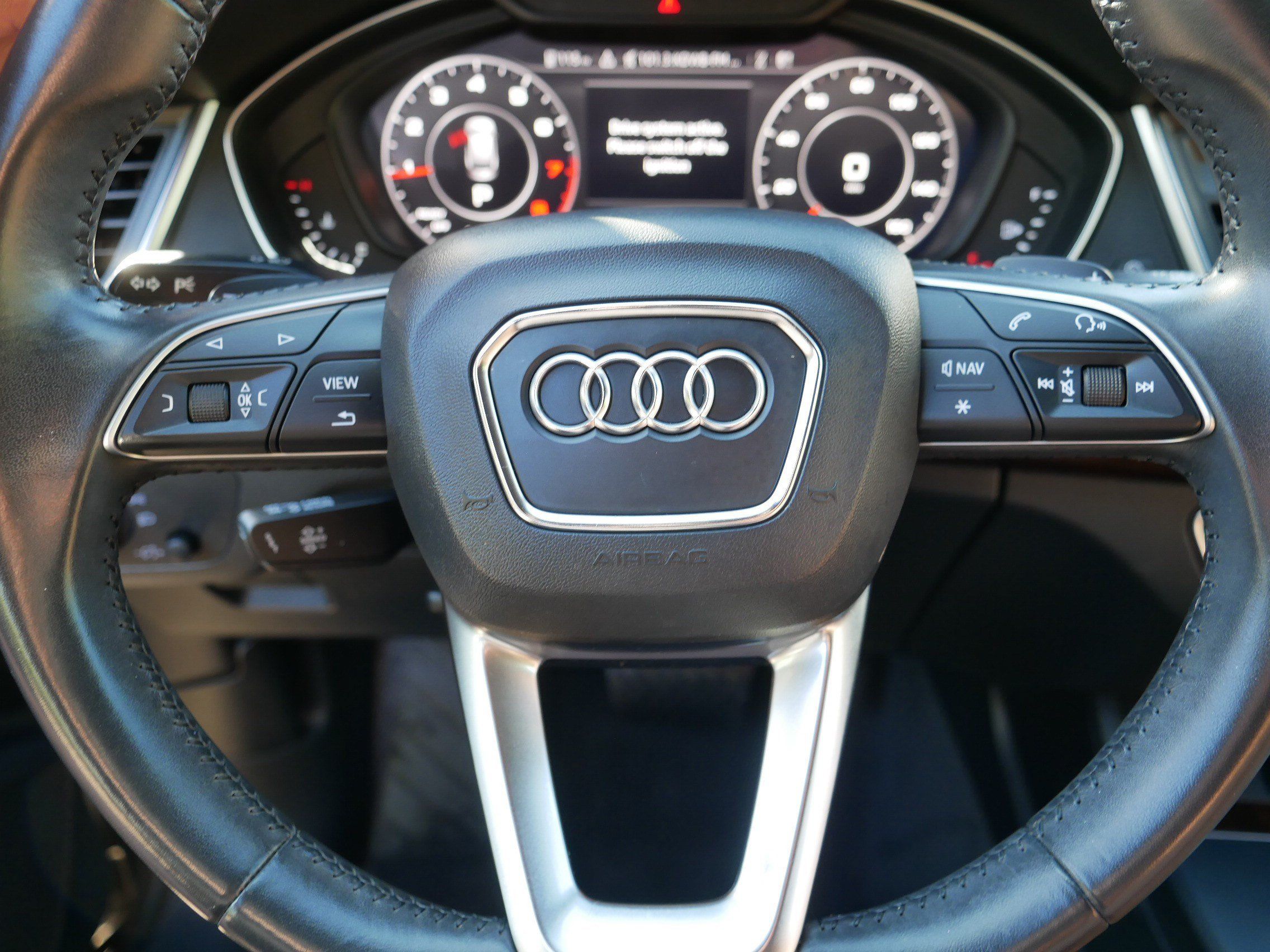Used 2018 Audi Q5 2.0T Premium AWD/4WD image 25