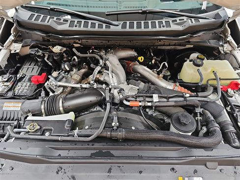 Used 2024 Ford F350 Platinum image 30