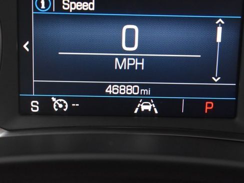 Used 2024 GMC Terrain SLE image 33