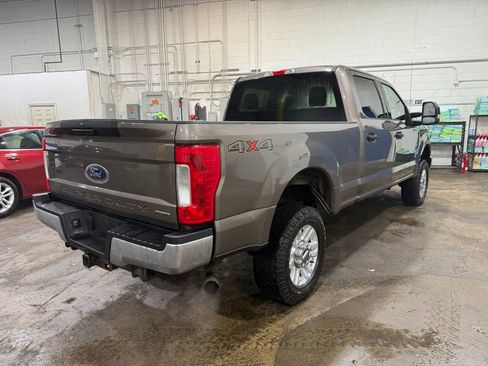 Used 2018 Ford F250 XLT w/ Snow Plow Prep Package image 6