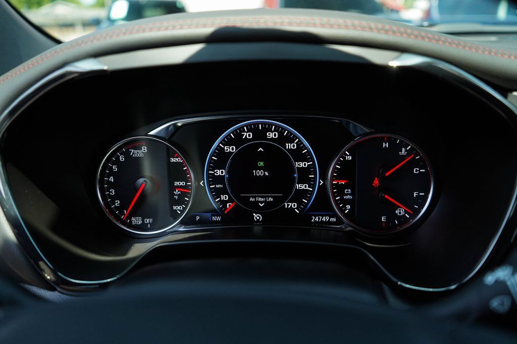 Used 2025 Chevrolet Blazer RS FWD image 26