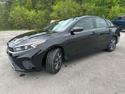 Used 2024 Kia Forte LXS FWD image 1