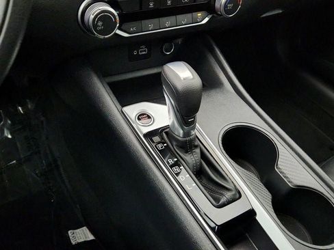 Used 2022 Nissan Altima 2.5 S image 16