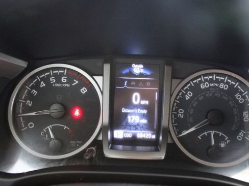 Certified 2023 Toyota Tacoma SR5 w/ Technology Package AWD/4WD image 32
