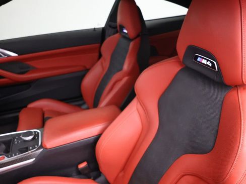 Used 2024 BMW M4 Coupe w/ M Driver's Package image 15