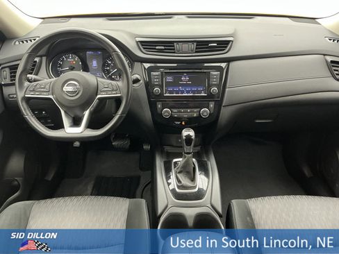 Used 2019 Nissan Rogue SV image 20