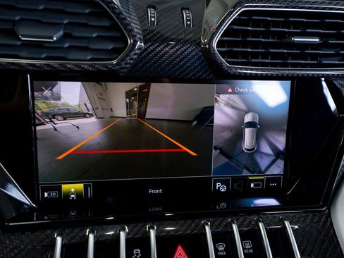 Used 2022 Lamborghini Urus AWD/4WD image 53
