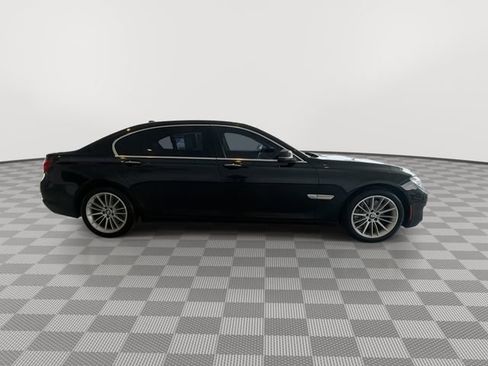 Used 2013 BMW 750Li xDrive AWD/4WD image 12