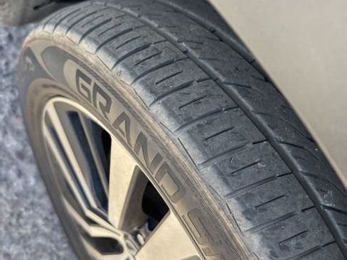 Used 2023 Nissan Pathfinder Platinum w/ Cargo Package image 9