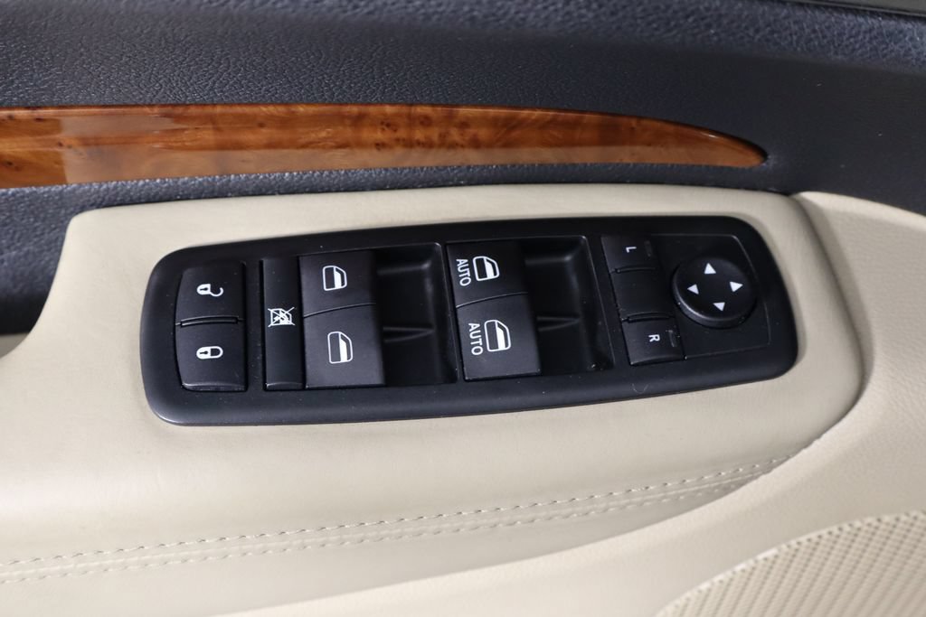Used 2014 Dodge Durango Citadel w/ Trailer Tow Group IV AWD/4WD image 19