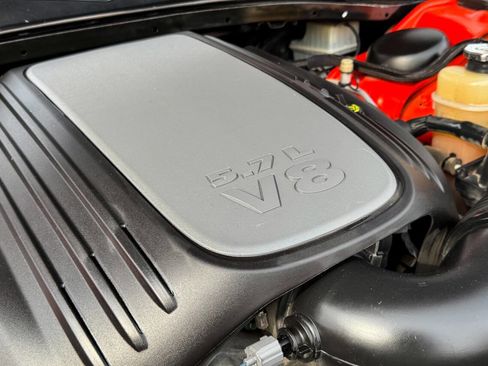 Used 2016 Dodge Charger R/T w/ Plus Group image 9