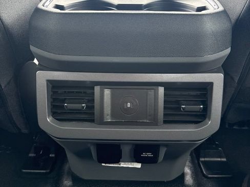 Used 2024 Ford F250 XLT w/ Black Appearance Package AWD/4WD image 33