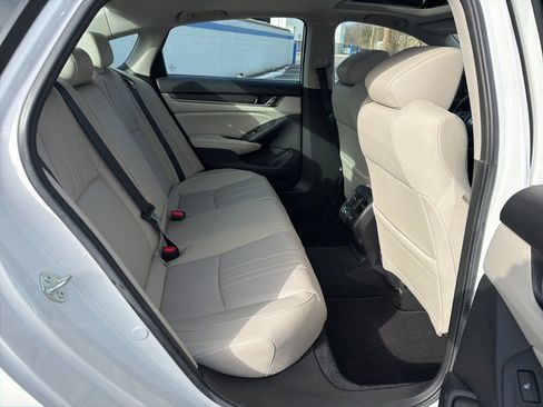 Certified 2021 Honda Accord Touring image 23