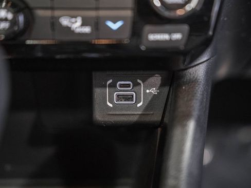 Certified 2024 Jeep Compass Limited w/ Sun and Sound Group image 29