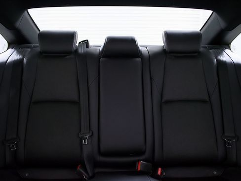 Used 2022 Honda Accord Sport image 17