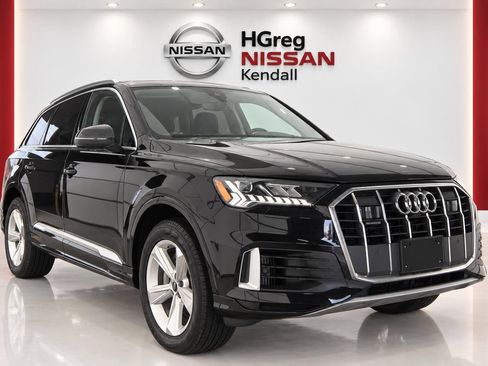 Used 2024 Audi Q7 3.0T Premium AWD/4WD image 3