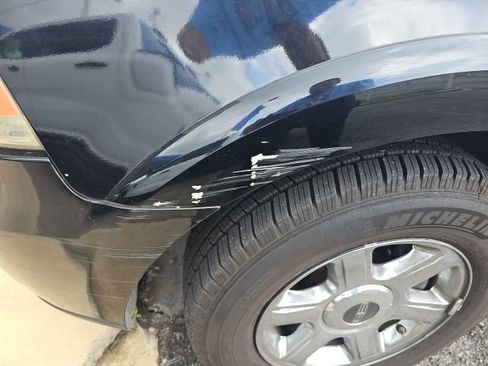 Used 2005 Lincoln Aviator 2WD image 4