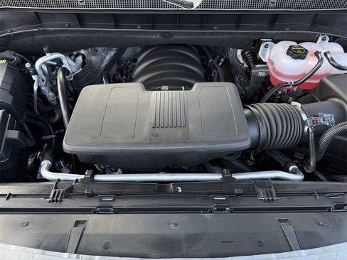 New 2026 Chevrolet Tahoe LT image 24