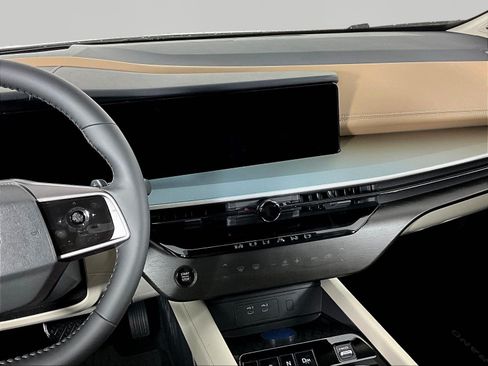 New 2026 Nissan Murano Platinum AWD/4WD image 11