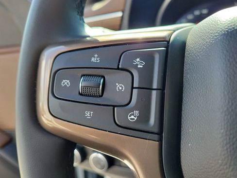Used 2024 Chevrolet Suburban High Country AWD/4WD image 27