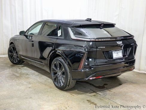New 2026 Cadillac Lyriq Signature Sport image 7