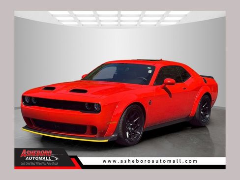 Used 2023 Dodge Challenger SRT Hellcat RWD image 1