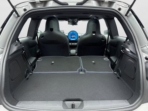 Used 2025 MINI Cooper S FWD image 23