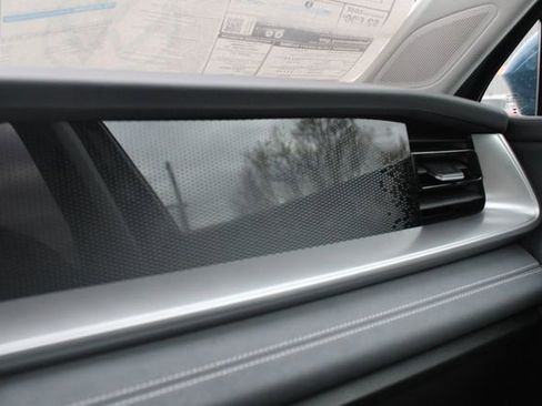 New 2026 Volkswagen Tiguan SE image 20