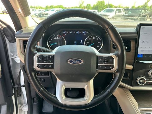 Used 2024 Ford Expedition Max Limited AWD/4WD image 14