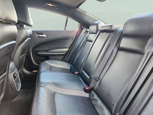 Used 2021 Dodge Charger SXT w/ Leather Interior Group image 17