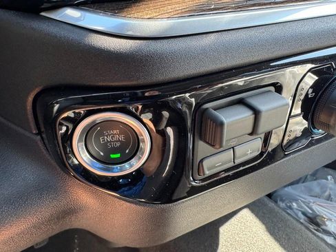 New 2026 Chevrolet Silverado 2500 LT w/ All Star Edition AWD/4WD image 17