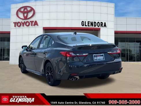 New 2026 Toyota Camry SE FWD image 8