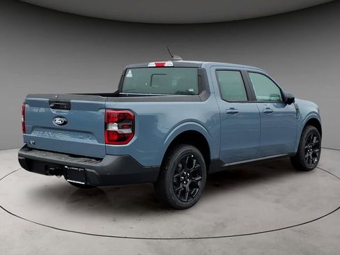 New 2026 Ford Maverick Lariat w/ Black Appearance Package image 9