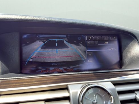 Used 2013 Lexus LS 460 L w/ Preferred Accessory Package RWD image 19