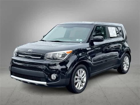 Used 2017 Kia Soul + w/ UVO Package image 1