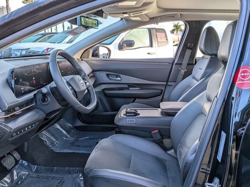 Certified 2024 Nissan Ariya FWD image 15