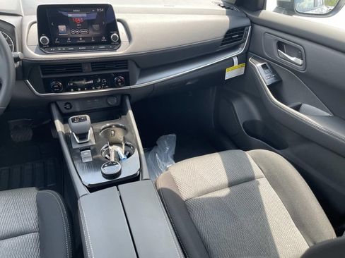 New 2026 Nissan Rogue SV AWD/4WD image 15