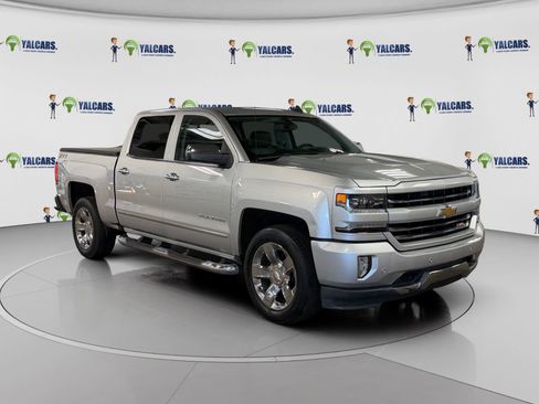 Used 2017 Chevrolet Silverado 1500 LTZ Z71 w/ LTZ Plus Package AWD/4WD image 7
