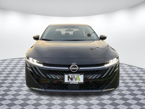 Used 2026 Nissan Sentra SV w/ Floor Mat Package image 5