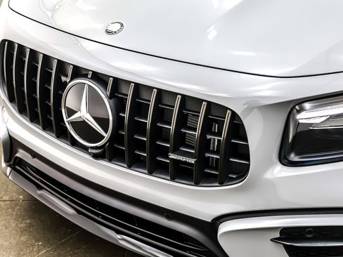 New 2026 Mercedes-Benz GLB 35 AMG 4MATIC image 13