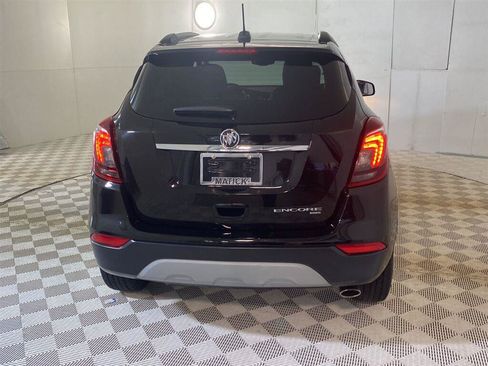 Used 2019 Buick Encore Preferred AWD/4WD image 5