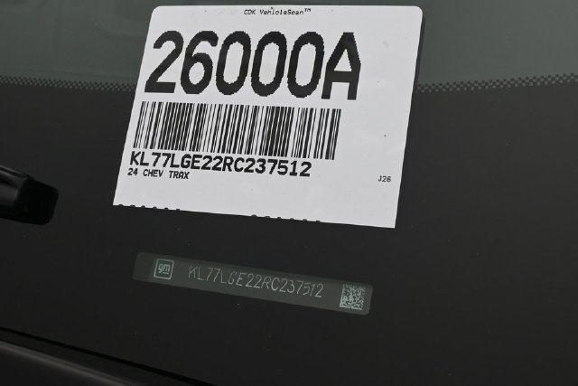 Used 2024 Chevrolet Trax RS FWD image 22