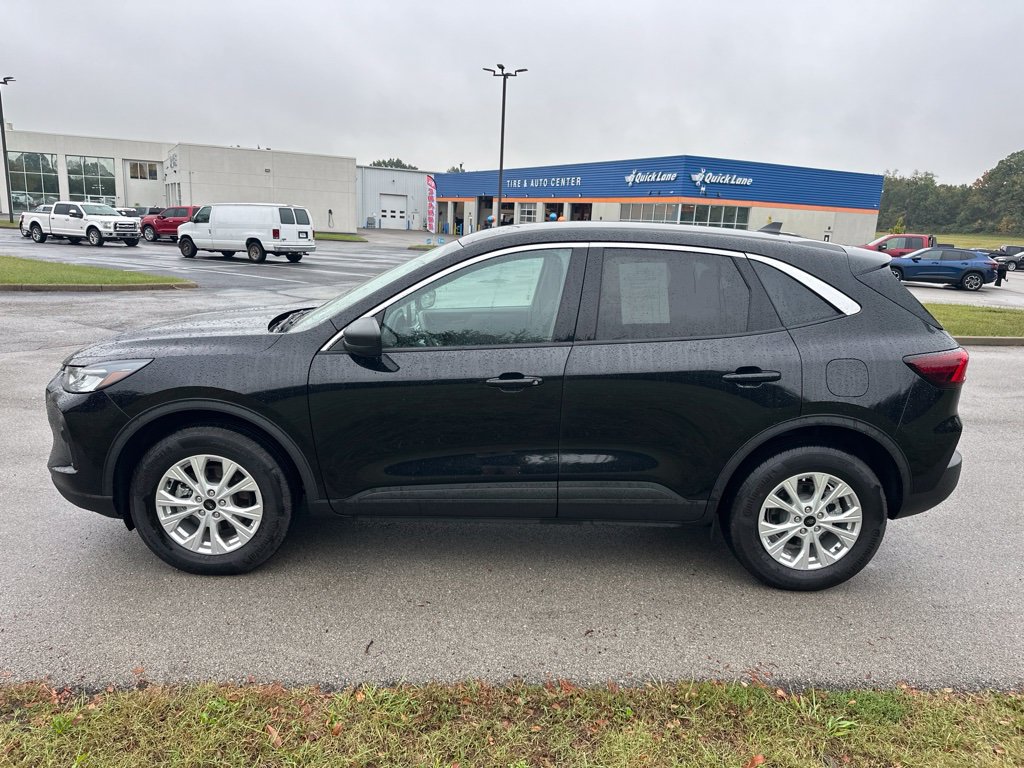 Used 2024 Ford Escape Active AWD/4WD image 8
