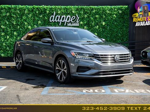 Used 2022 Volkswagen Passat 2.0T SE FWD image 3