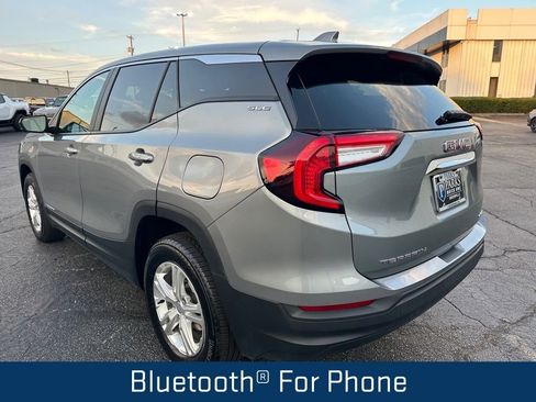 Certified 2024 GMC Terrain SLE image 9